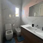 La Casa Del Giglio Αλμπένγκα