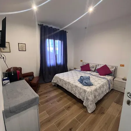 Πανσιόν La Casa Del Giglio