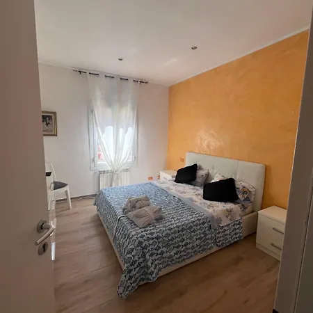 La Casa Del Giglio Αλμπένγκα